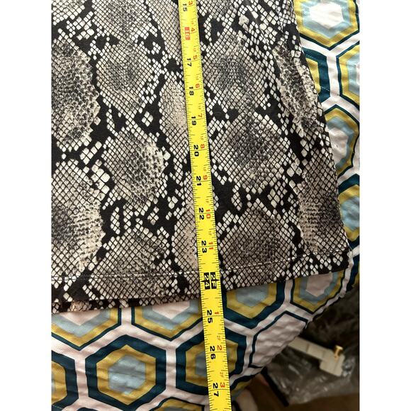 Babaton Larry Snakeprint Turtleneck Size Small - Picture 9 of 9